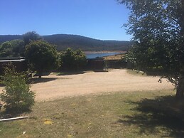 Anglers Reach Lakeside Village