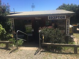 Anglers Reach Lakeside Village