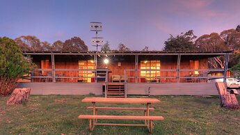 Anglers Reach Lakeside Village