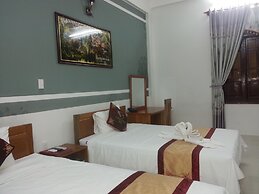 Heritage By Night Hotel