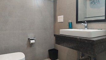 Mavens Orange Artemis Hospital Road