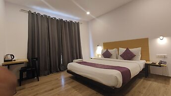 Mavens Orange Artemis Hospital Road