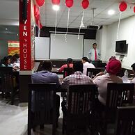 Mavens Orange Artemis Hospital Road