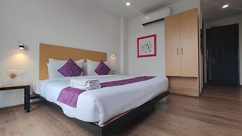 Mavens Orange Artemis Hospital Road