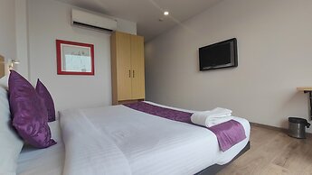 Mavens Orange Artemis Hospital Road