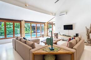 Villa Aveli Seminyak by Best Deals Asia Hospitality