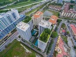 Acappella Suite Hotel