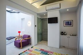 Vol.5 The Mini Lodge