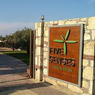 Five Senses Luxury Villas