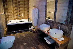 Five Senses Luxury Villas