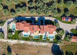 Five Senses Luxury Villas