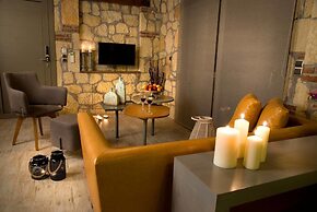 Five Senses Luxury Villas