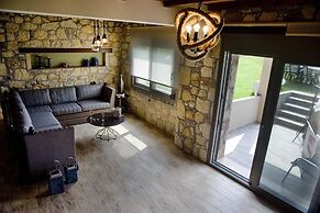 Five Senses Luxury Villas