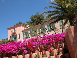 Domaine des Gueules Cassées