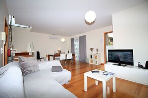 Casa da Graça by Analodges