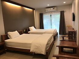 Chiang Khan Hill Resort