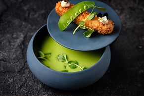 Crowne Plaza London Heathrow T4 by IHG