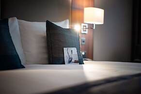 Crowne Plaza London Heathrow T4 by IHG