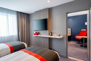 Holiday Inn Express London Heathrow T4 by IHG
