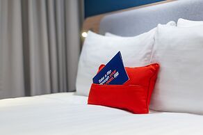 Holiday Inn Express London Heathrow T4 by IHG