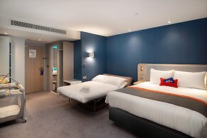 Holiday Inn Express London Heathrow T4 by IHG