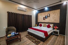 Hotel Mariya International