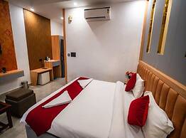 Hotel Mariya International