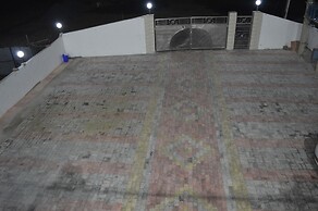 Hotel Mariya International