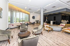 The Summit Hotel