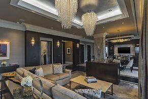 The Post Oak Hotel at Uptown Houston