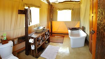 OuKlip Game Lodge