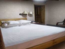 Nanjing Tulou Qingdelou Inn