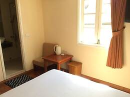 Tulip Hotel Vu Ngoc Phan