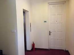 Tulip Hotel Vu Ngoc Phan