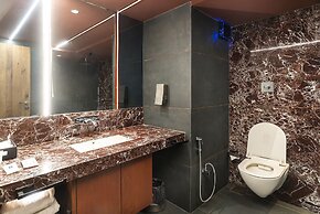 Infiniti Hotel & Spa