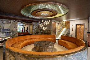 Infiniti Hotel & Spa