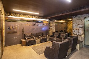 Infiniti Hotel & Spa