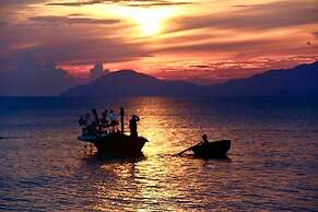 Santa Sea Villa Hoi An