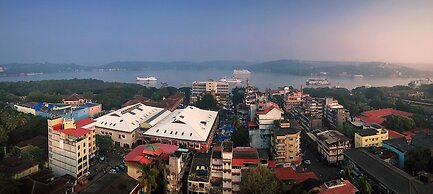 TreeHouse Neptune Inn
