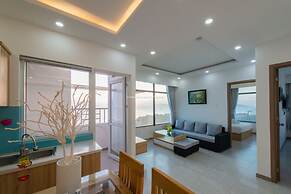 Handy Beachfront Apartment