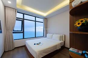 Handy Beachfront Apartment