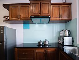 Handy Beachfront Apartment