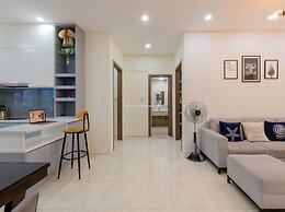 Handy Beachfront Apartment