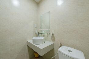 Handy Beachfront Apartment