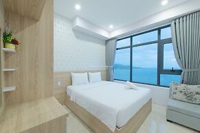 Handy Beachfront Apartment