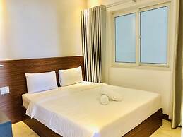 Handy Beachfront Apartment