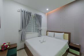 Handy Beachfront Apartment