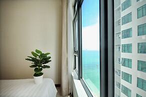 Handy Beachfront Apartment