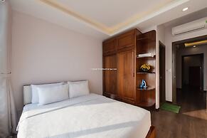 Handy Beachfront Apartment