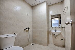 Handy Beachfront Apartment